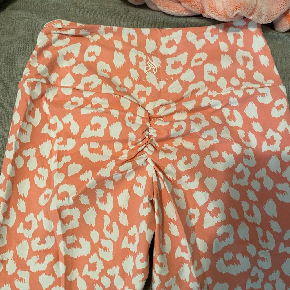 Ryderwear scrunch booty leggings
